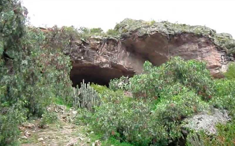 Cuevas de Piquimachay